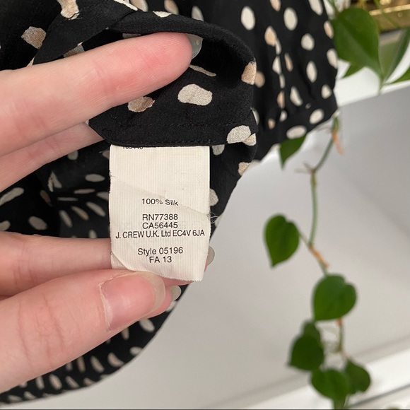 SOLD - Madewell blouse 100% Silk - Picture 3 of 8